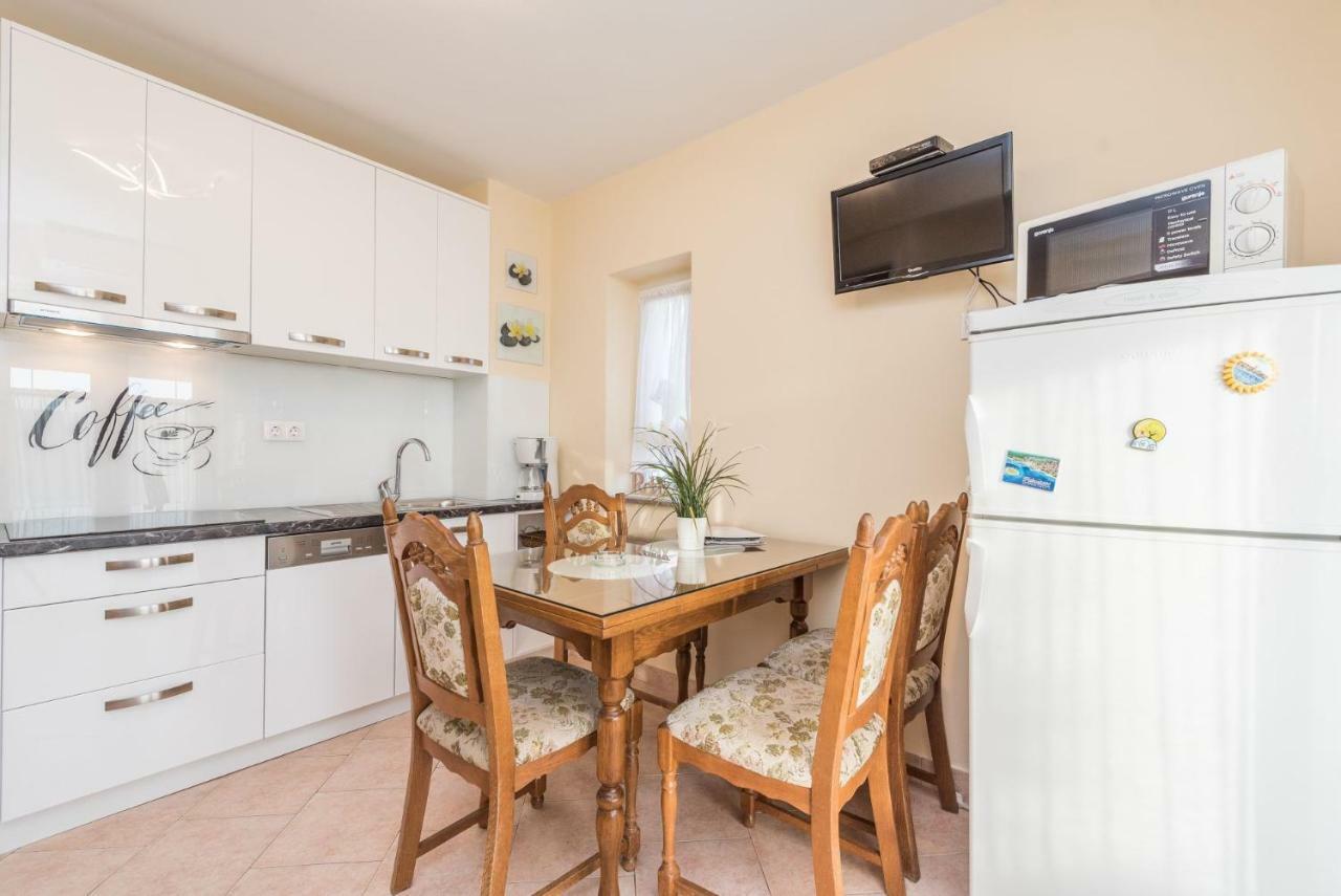 Villa Zdenka Pakoštane Esterno foto
